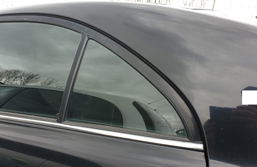 Toyota Avensis T Spirit D4D Quarter Window Glass Passengers Rear Door